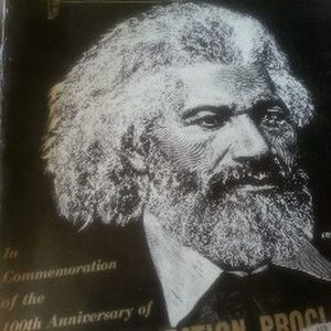 Meet your Posher, Bee